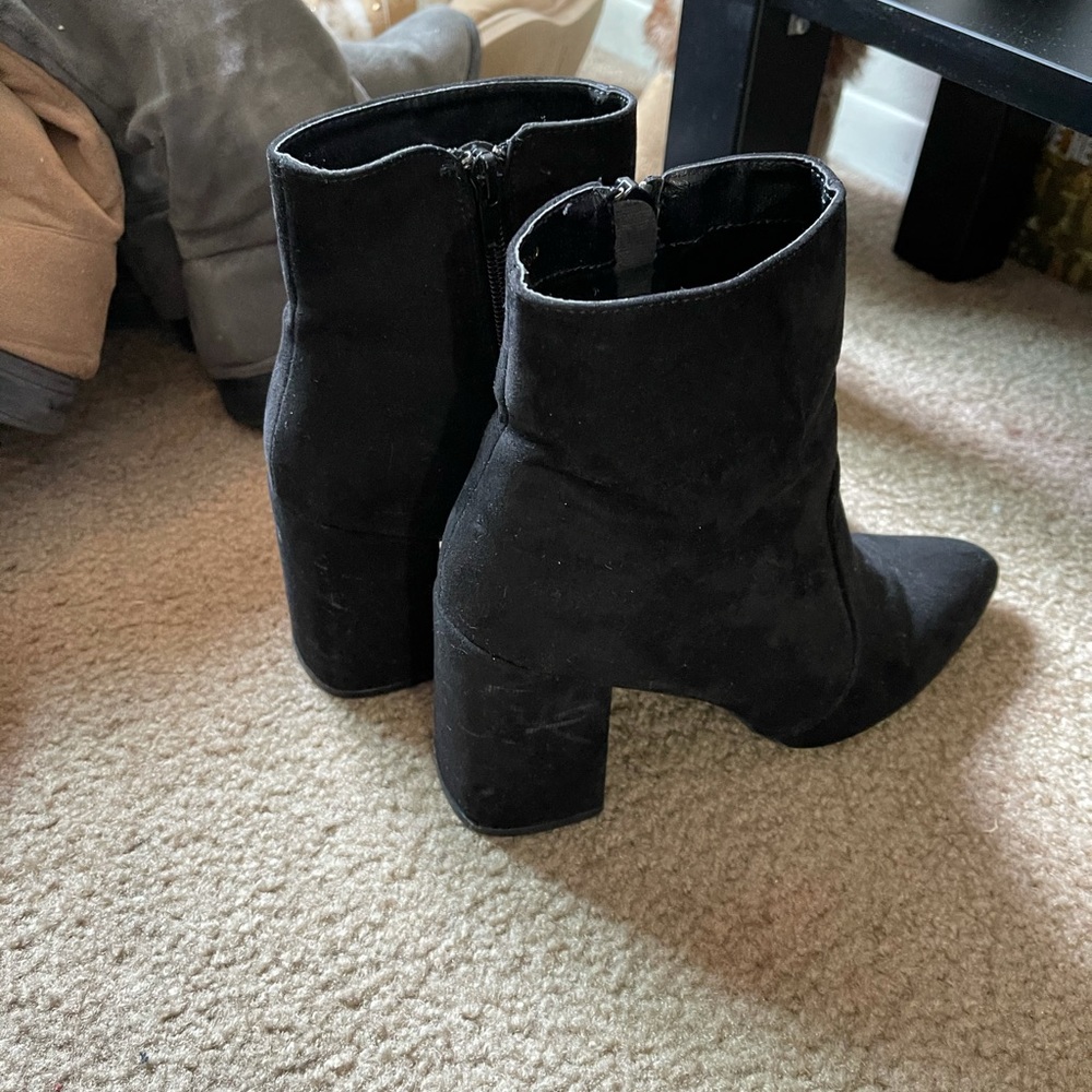 Boots - Picture 7 of 11